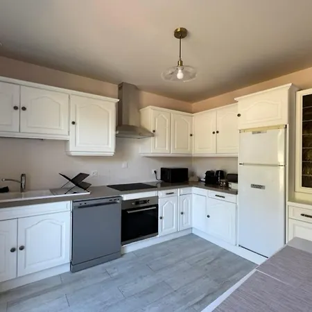 Quiet House With Garden 5 Minutes From Deauville