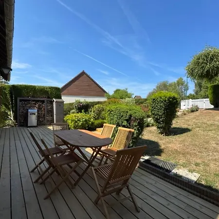 Holiday home Quiet House With Garden 5 Minutes From Deauville *